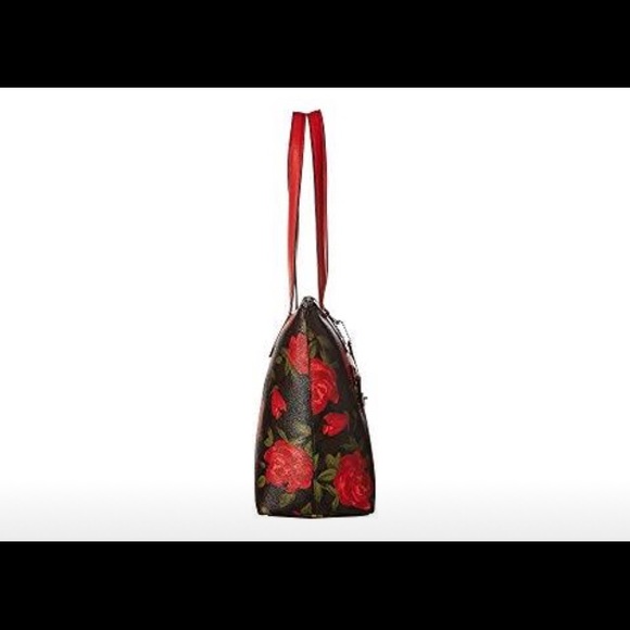 COACH Camo Rose Taylor - Picture 3 of 4